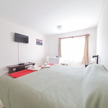 Newen Bed & Breakfastエル・チャルテン エクステリア 写真